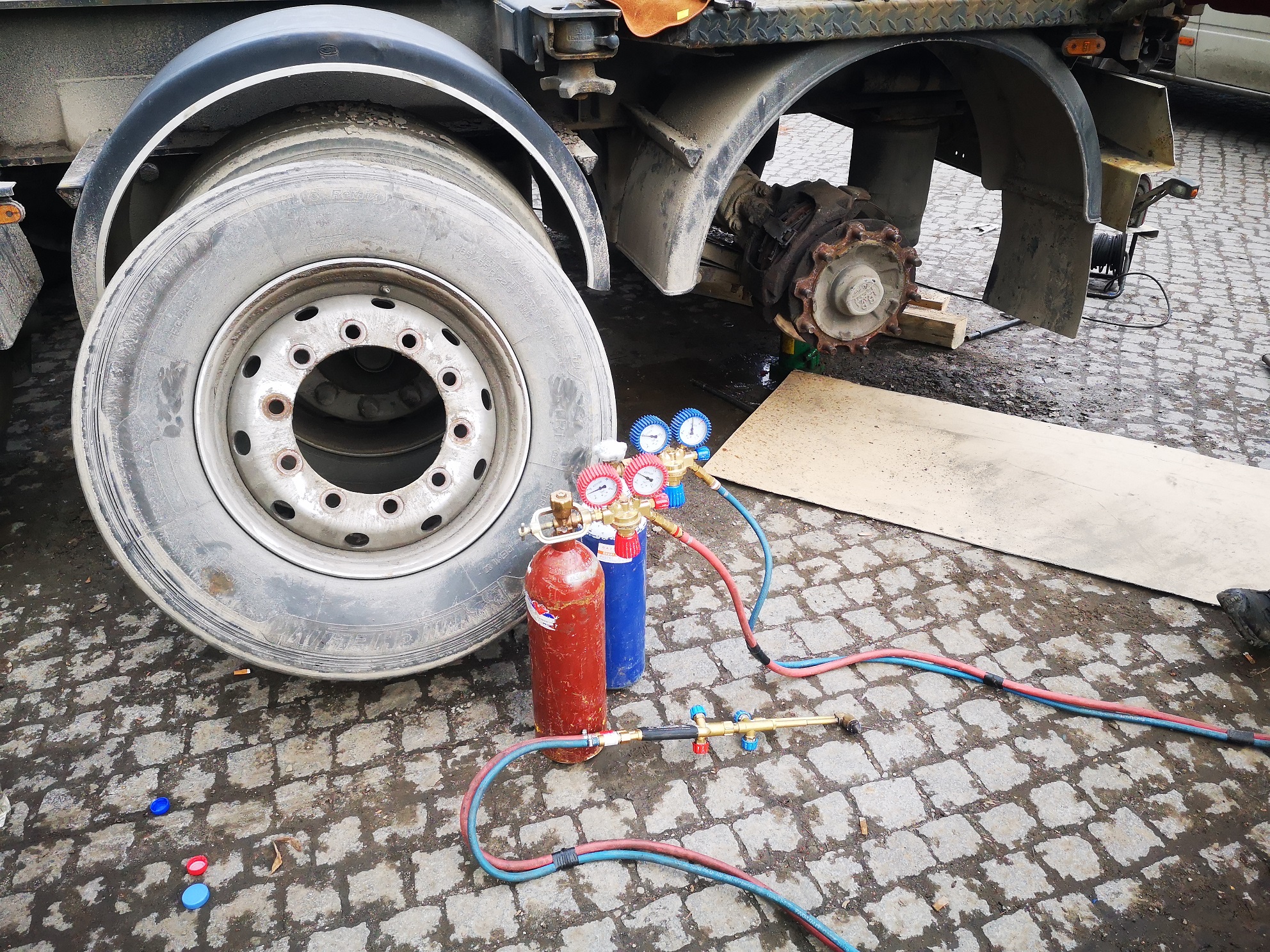 Podgrzewanie śrub Oświęcim