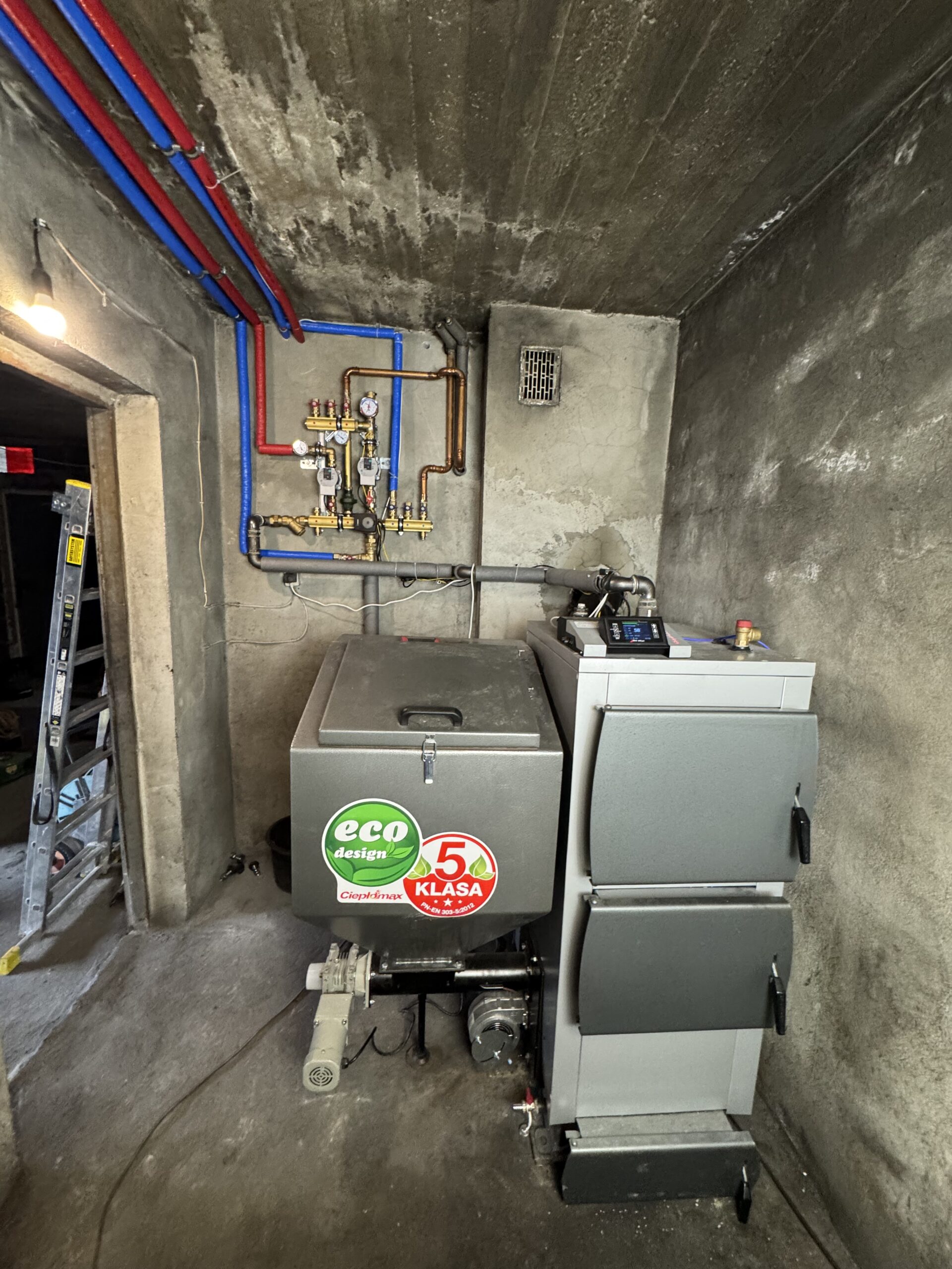 Montaż instalacji CO ogrzewanie podłogowe